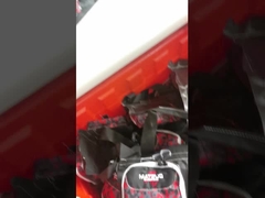 Los aparejos de pesca de encargo empaquetan la mochila verde de los aparejos de pesca para el agua salada